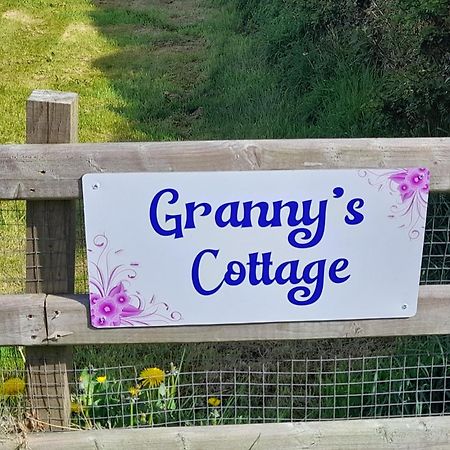 Granny'S Cottage, A Lovely Lakeside Cottage Donegal Town Zewnętrze zdjęcie