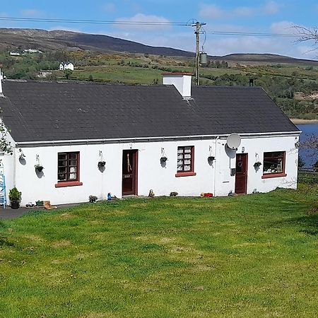Granny'S Cottage, A Lovely Lakeside Cottage Donegal Town Zewnętrze zdjęcie